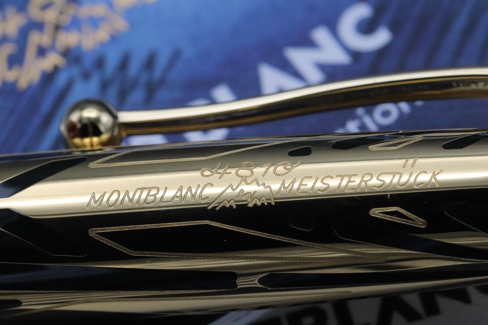 Montblanc Meisterstuck Classique Origin Doue Green Ballpoint Pen - UNUSED image 3