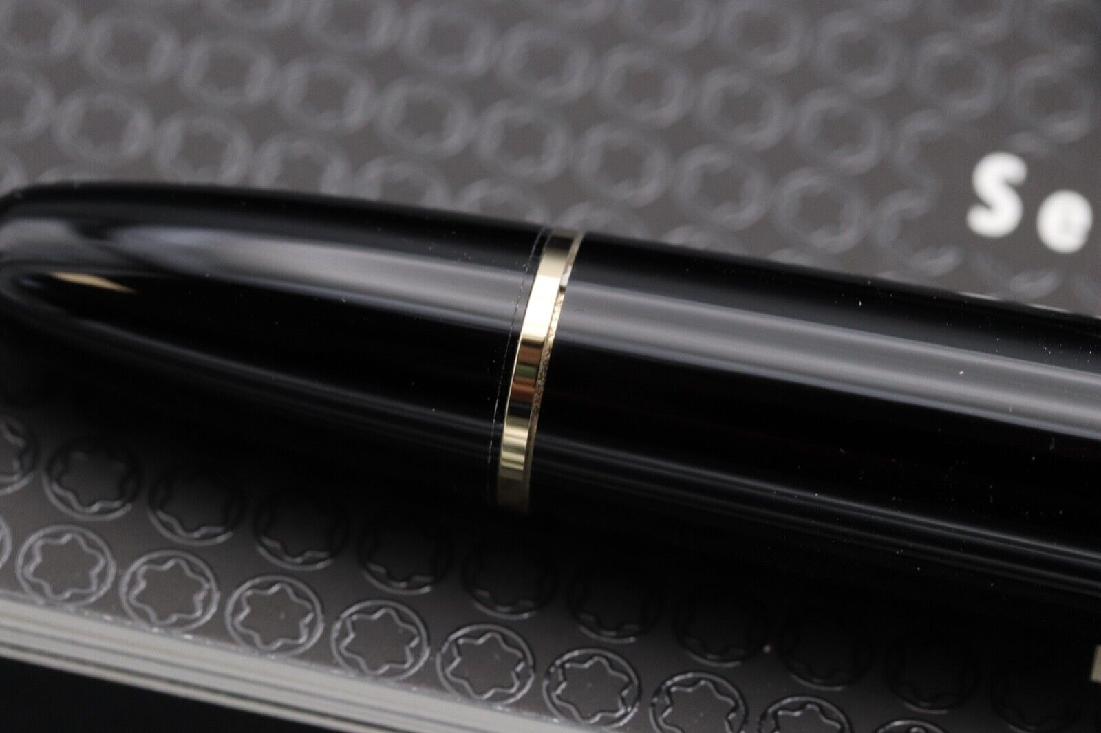 Montblanc traveler online